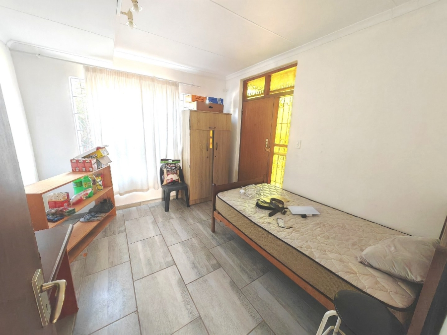 10 Bedroom Property for Sale in Brandwag Free State